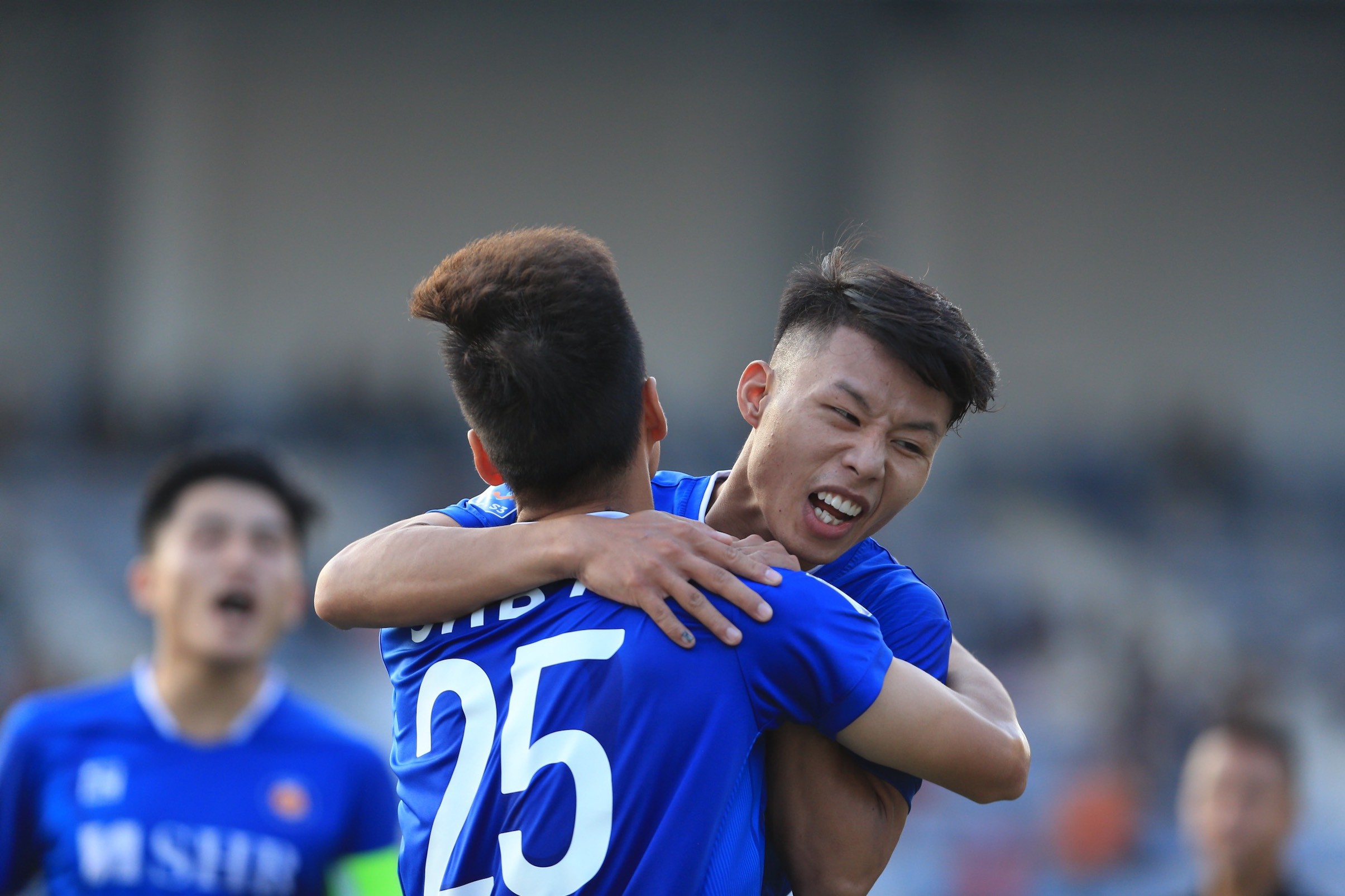SHB 4-1 BIDV Quang Trung: Màn trình diễn 10 điểm của Sơn "Muller" và đồng đội