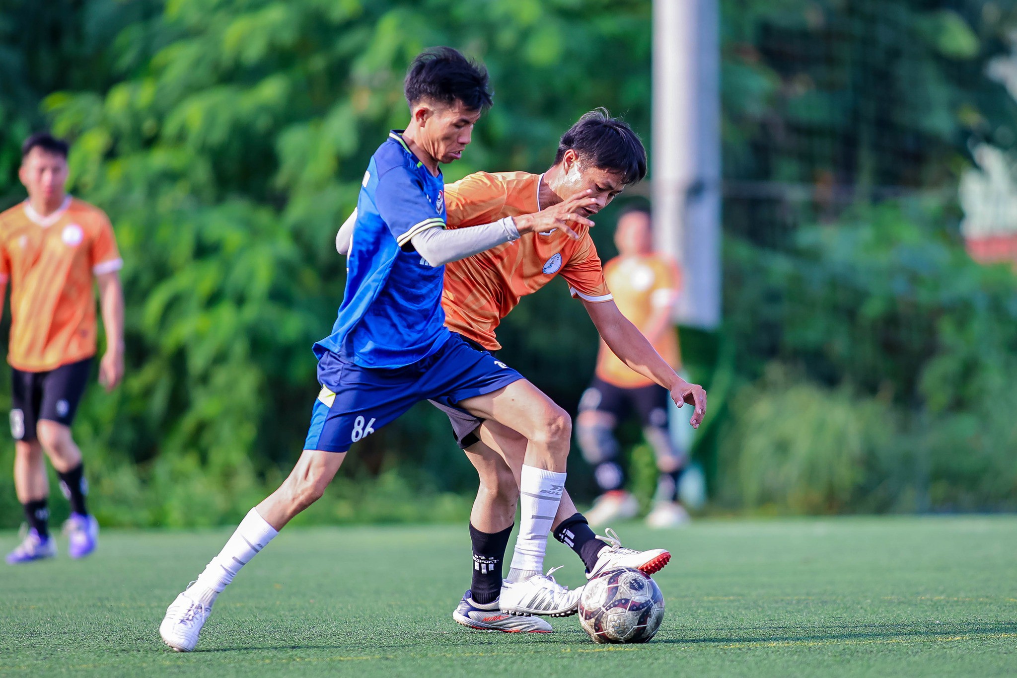 Hai cặp bán kết Giải bóng đá hội đồng hương Phong Điền 2025