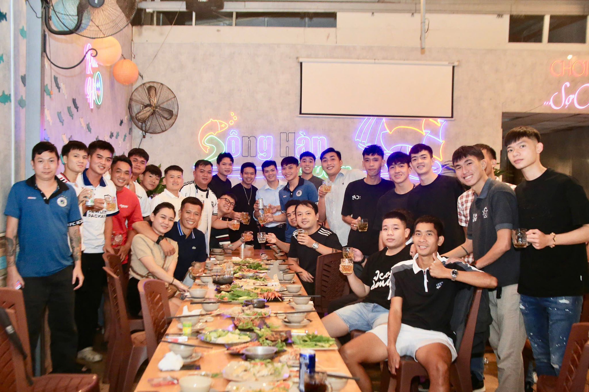 Icorn FC tròn 1 tuổi: Đội bóng trẻ mang trong mình hoài bão lớn