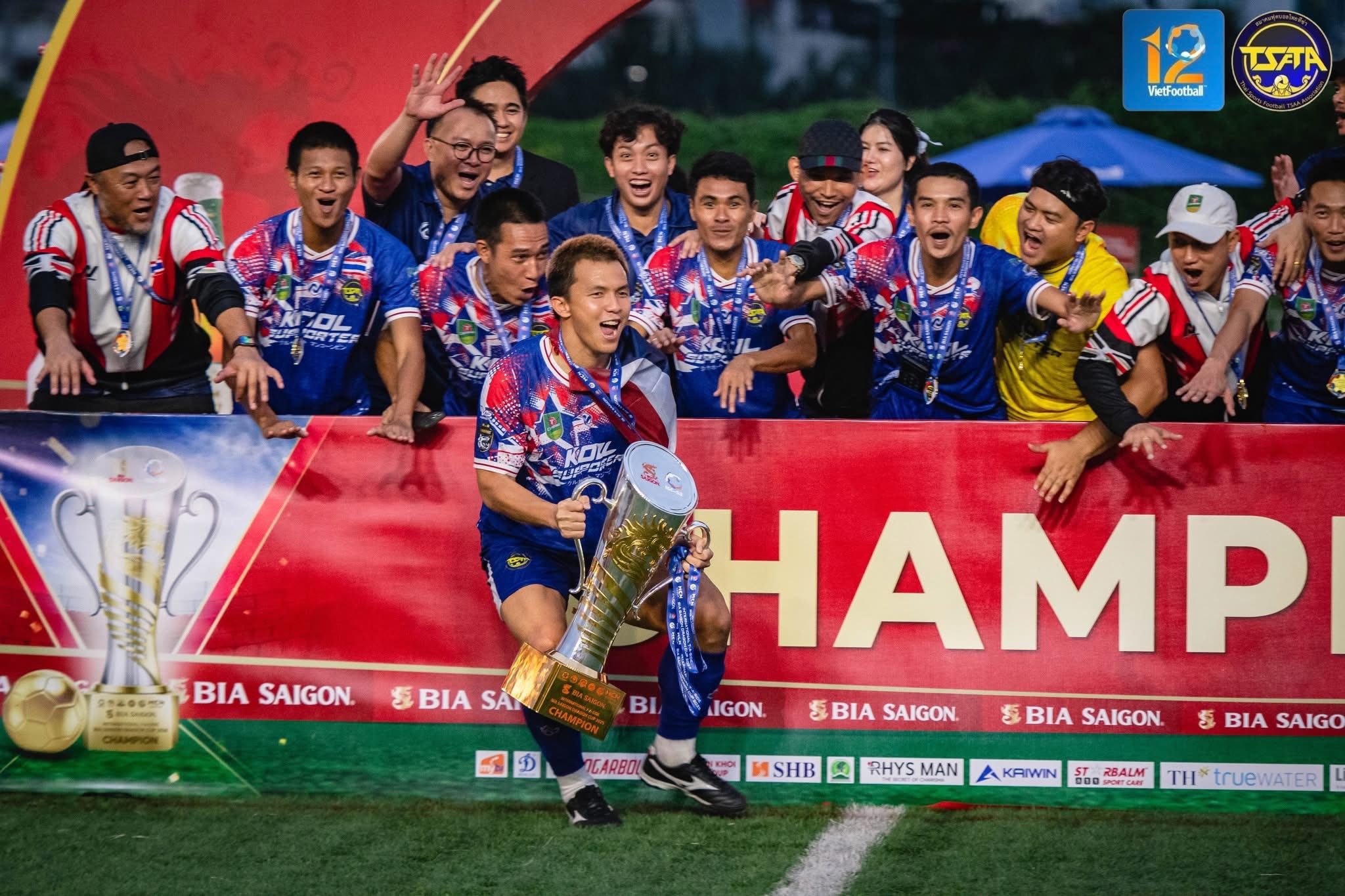 Tuyển thủ Thái Lan: "Mong có giải 7 người chuyên nghiệp như Việt Nam"