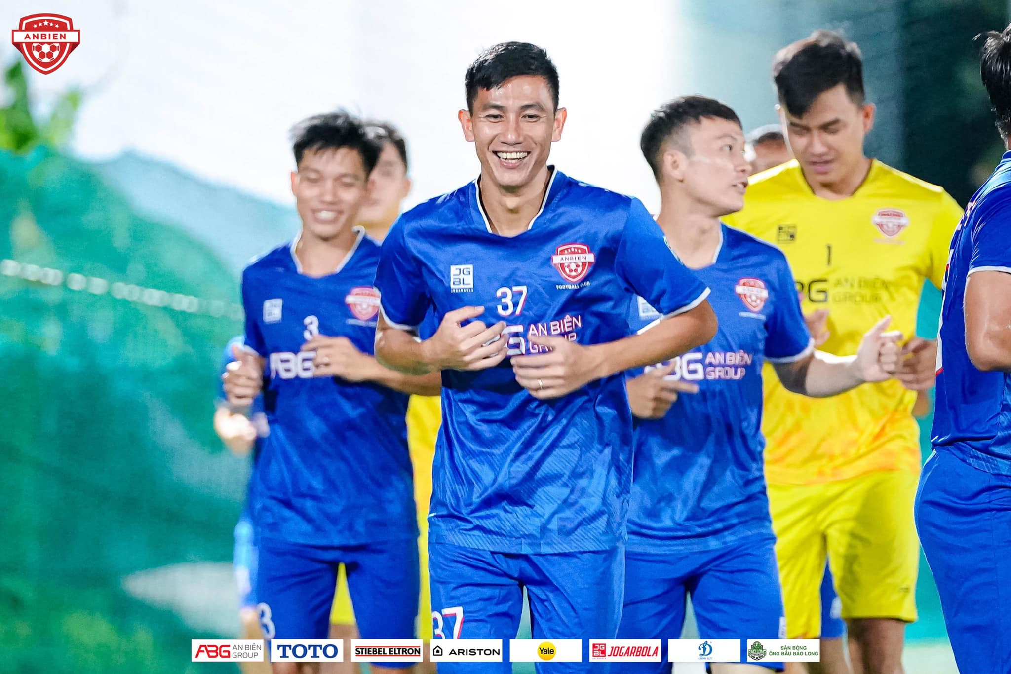 HLV Phú “Ngựa” không ngại khi An Biên FC vào bảng “tử thần”