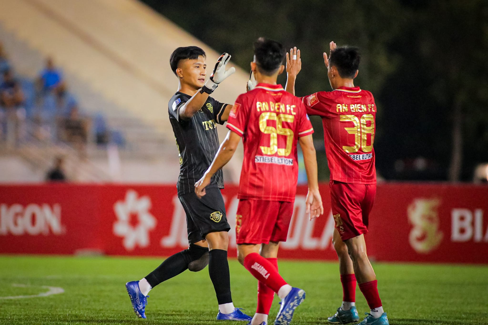 Vòng 9 SPL-S6: An Biên FC vô địch trước hai vòng, Bamboo FC trở lại tốp 3