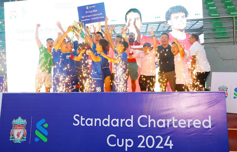 FSoft và Mitek Việt Nam chính thức lên ngôi vô địch toàn quốc Giải bóng đá Cúp Standard Chartered 2024