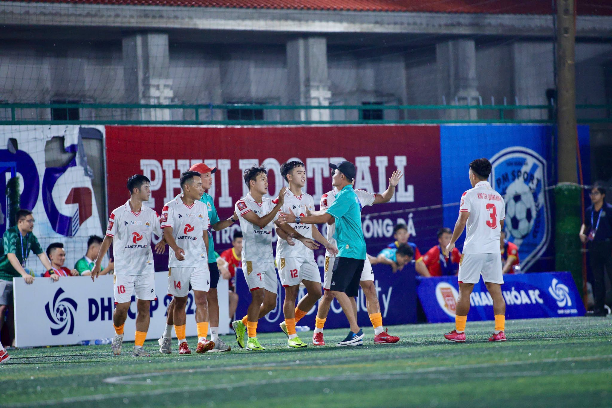 Xác định 8 cái tên vào vòng tứ kết DHF Cup 2025