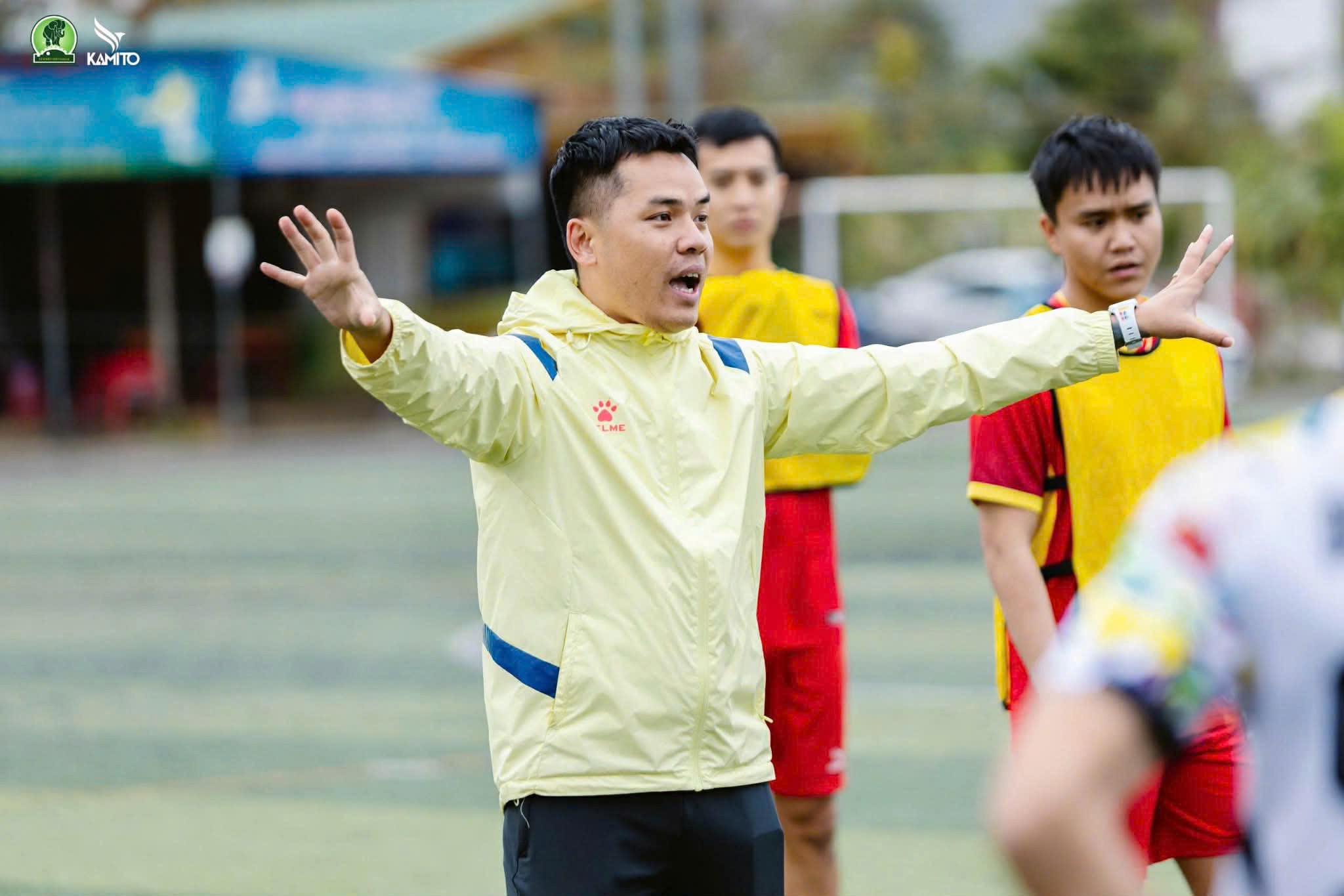 WOLVES-TALKING-TACTICS