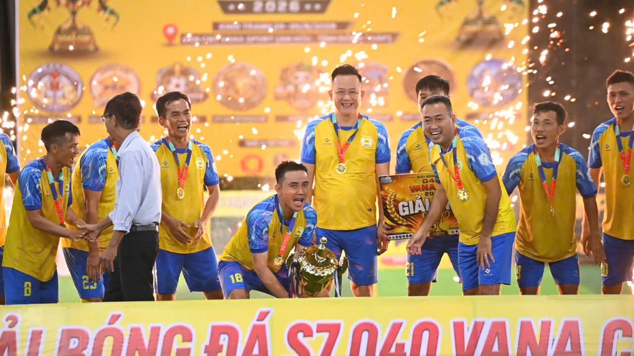 Xây dựng Phan Kha vô địch O40 VANA Cup 2026